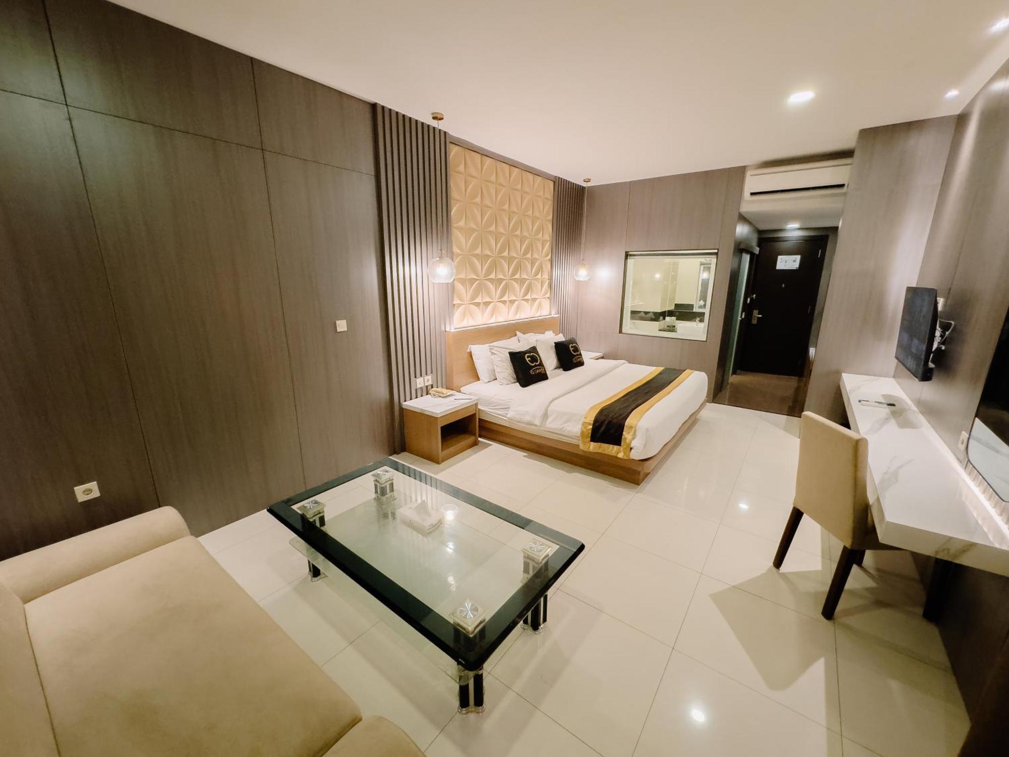 El Cavana Bandung Exterior photo