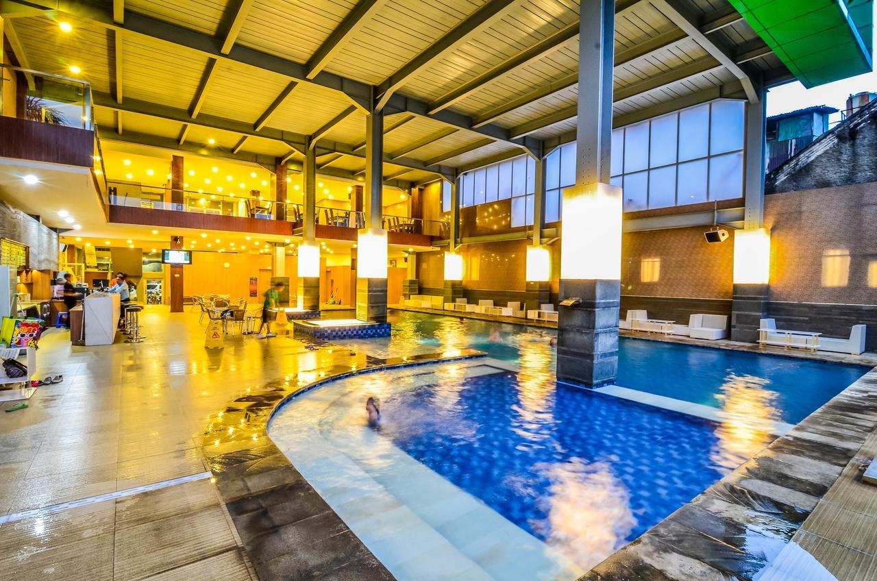El Cavana Bandung Exterior photo